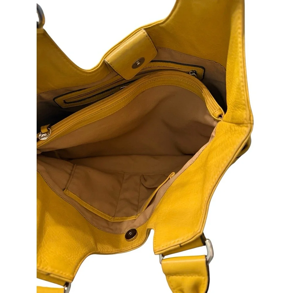 B. Makowsky Butter‎ Yellow Mustard Leather Shoulder Handbag